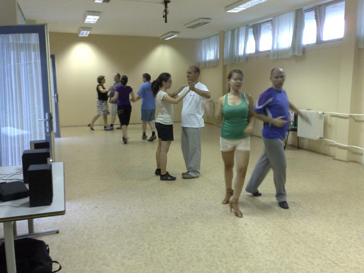 Hobbi tánc csoport Tata
